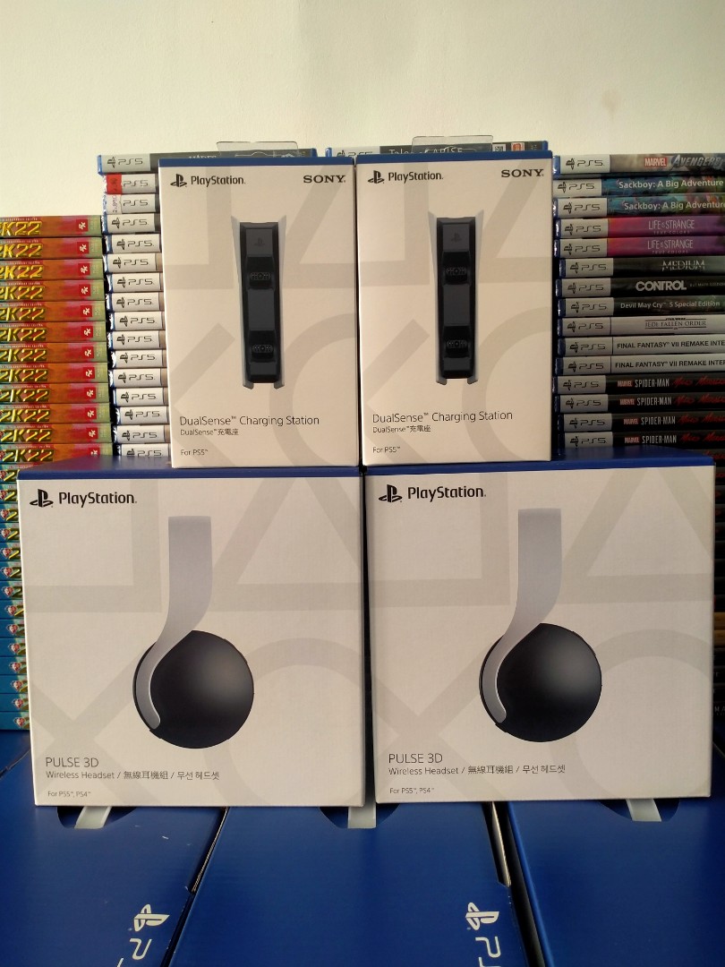 PS5 Pulse 3D Wireless Headset & PS5 Dualsense charging station, Video