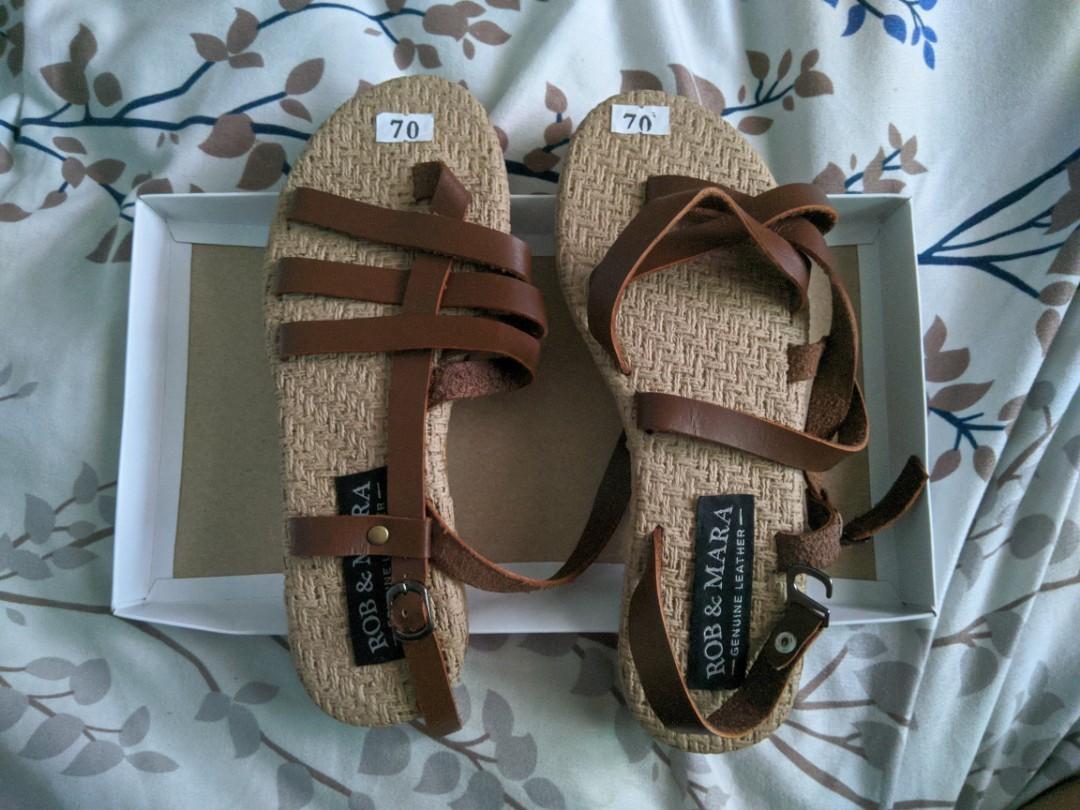 Rob Mara Zara Sandals Women s Fashion Footwear Flats Sandals on Carousell