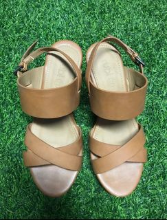 (Category: ) located in . Submitted by tryft.preloved (Listing ID 1116220240, Image 1). Description: .