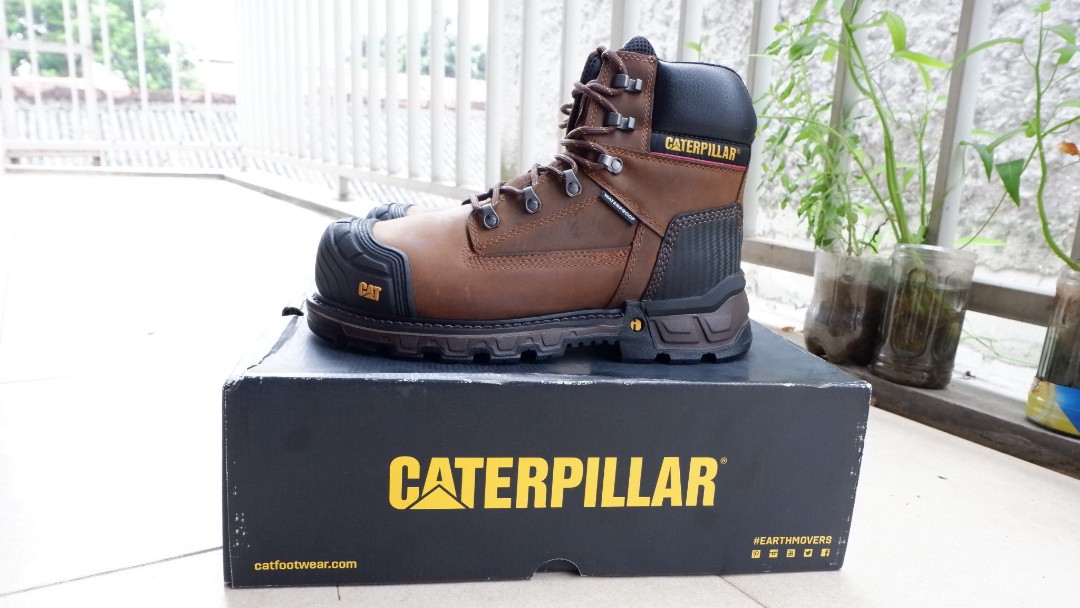 caterpillar digger shoes