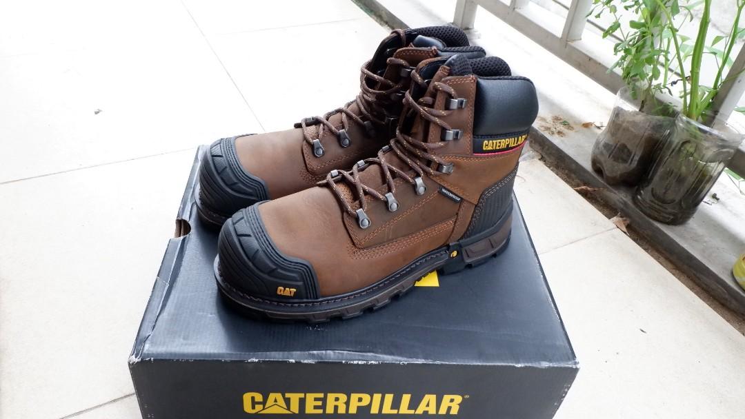 caterpillar digger shoes