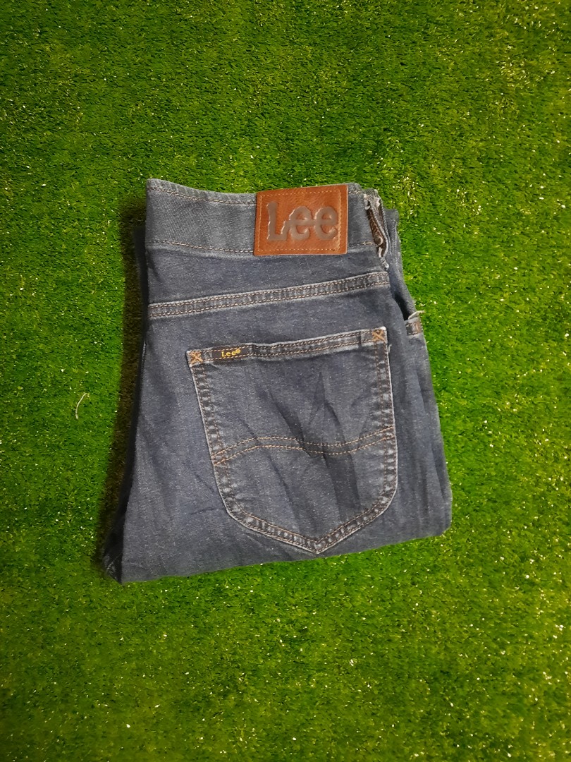 SELUAR JEAN'S LEE, Men's Fashion, Bottoms, Jeans on Carousell