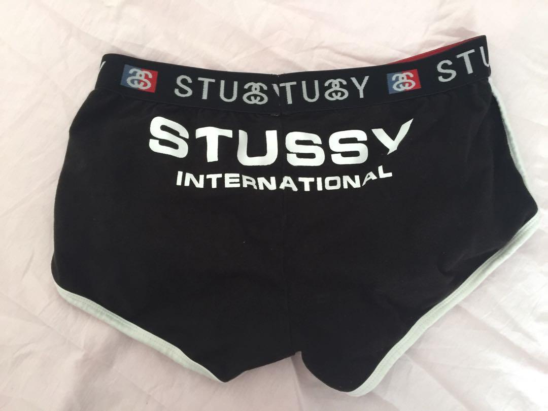 Stussy shorts (Category: Women's Clothes) located in Penshurst. Submitted by leoniemckin (Listing ID 1116199412, Image 2). Description: .