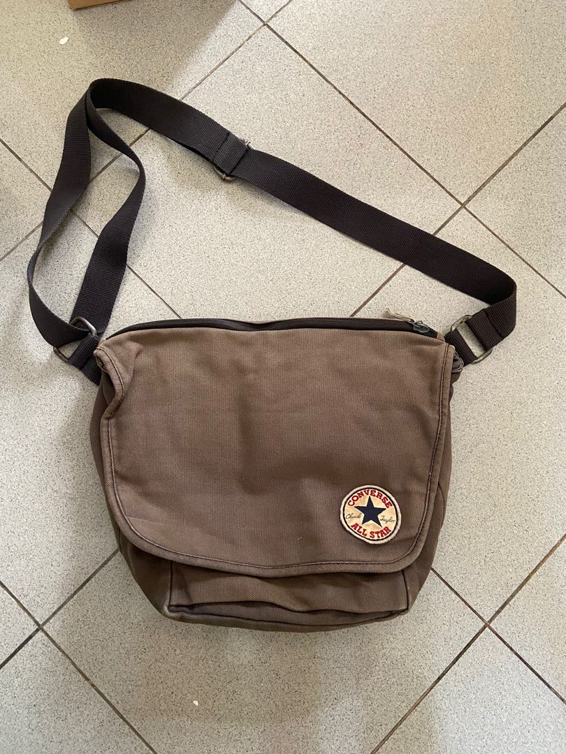 Tas selempang hotsell converse