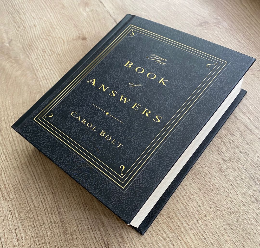 The Book Of Answers (Carol Bolt), 興趣及遊戲, 書本 & 文具, 小說 & 故事書 Carousell