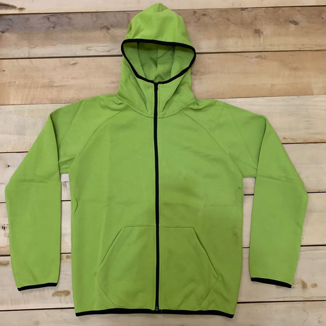 Uniqlo Hiking Jacket Mens Fashion Coats Jackets and Outerwear on  Carousell