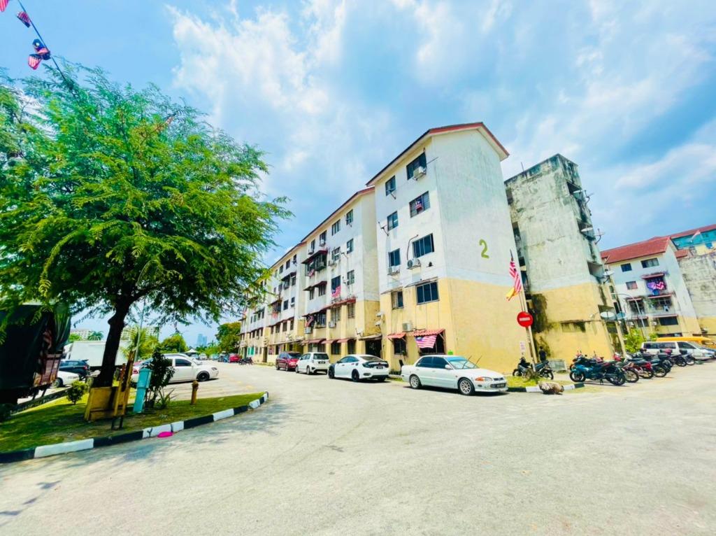 [WTS] Pangsapuri Kos Rendah Taman Kinrara, Puchong, Property, For Sale