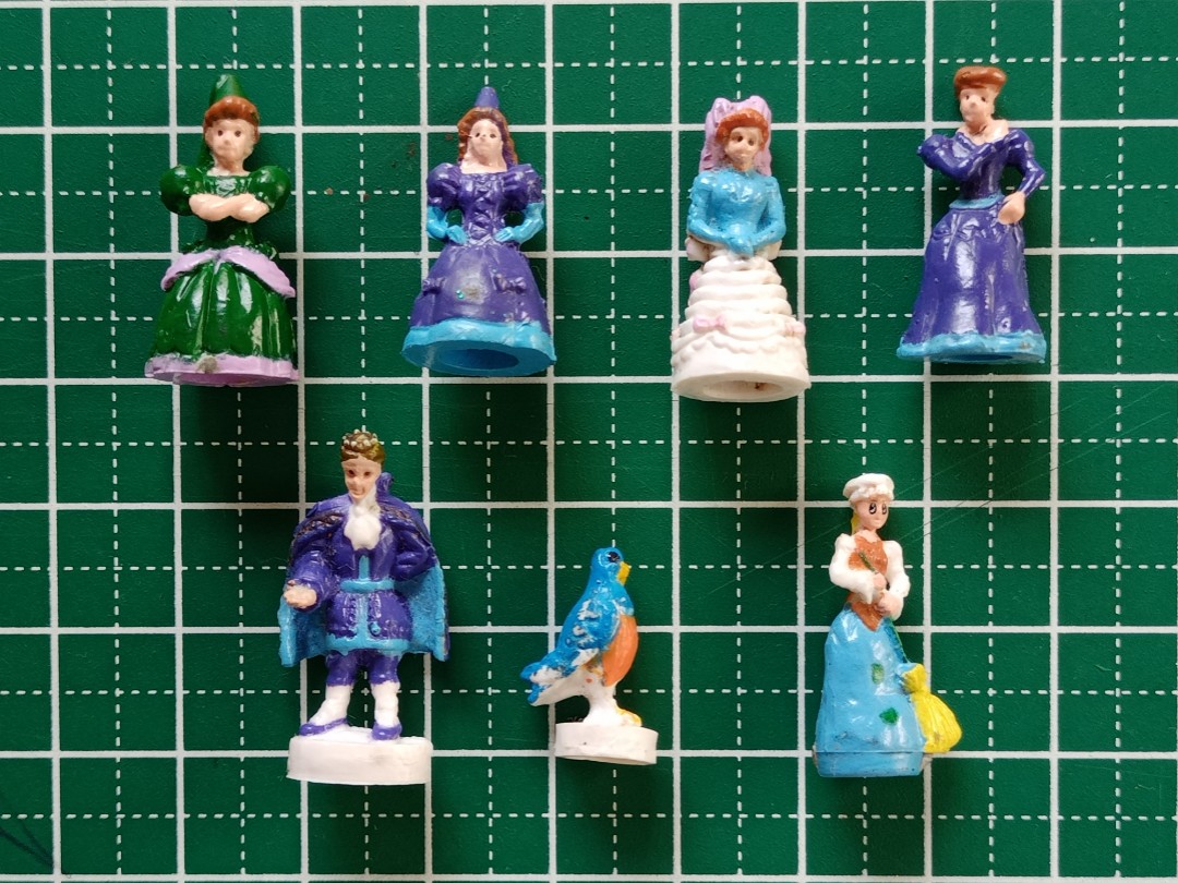 1996 Trendmasters Cinderella Castle Polly Pocket like Hobbies