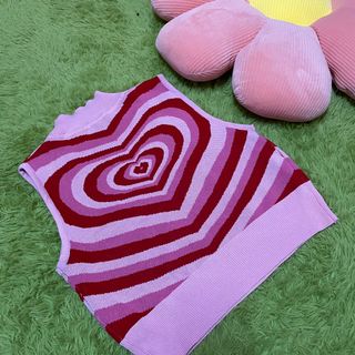 (Category: ) located in . Submitted by prelovedbyfiryaz (Listing ID 1116438705, Image 1). Description: .
