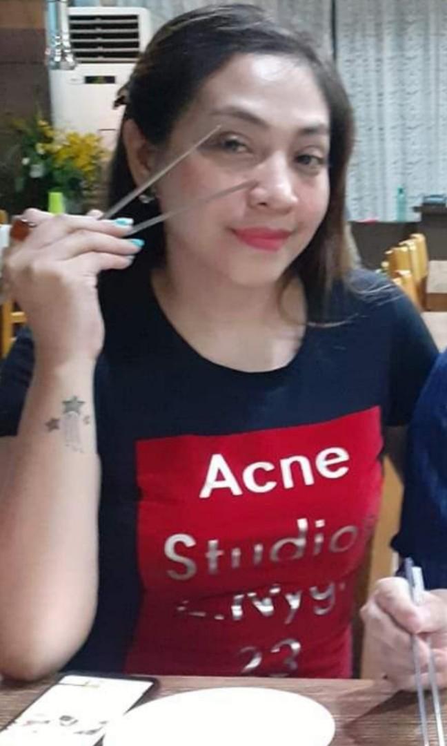 Acne Studios L.Nyg.23 Mini Dress (Category: Luxury Apparel) located in Mabalacat. Submitted by reallygraceful (Listing ID 1116312477, Image 2). Description: Acne Studios L. Nyg. 23 Dress 🎀Great Condition 🎀Worn once last 2019 dyan sa pic na yan, may minimal mga dot dahil sa nasa Closet lang. see my last pic 🎀Velvet yan Whole red/silver ang print 🎀Streachable 🎀 Ang Ganda ng fitting 🎀Small to Medium P. S PLEASE DO NOT MAKE ANY ‼️ OFFER ‼️ IF T