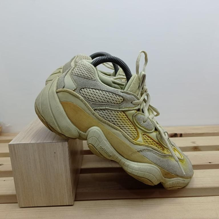 yeezy supermoon 500
