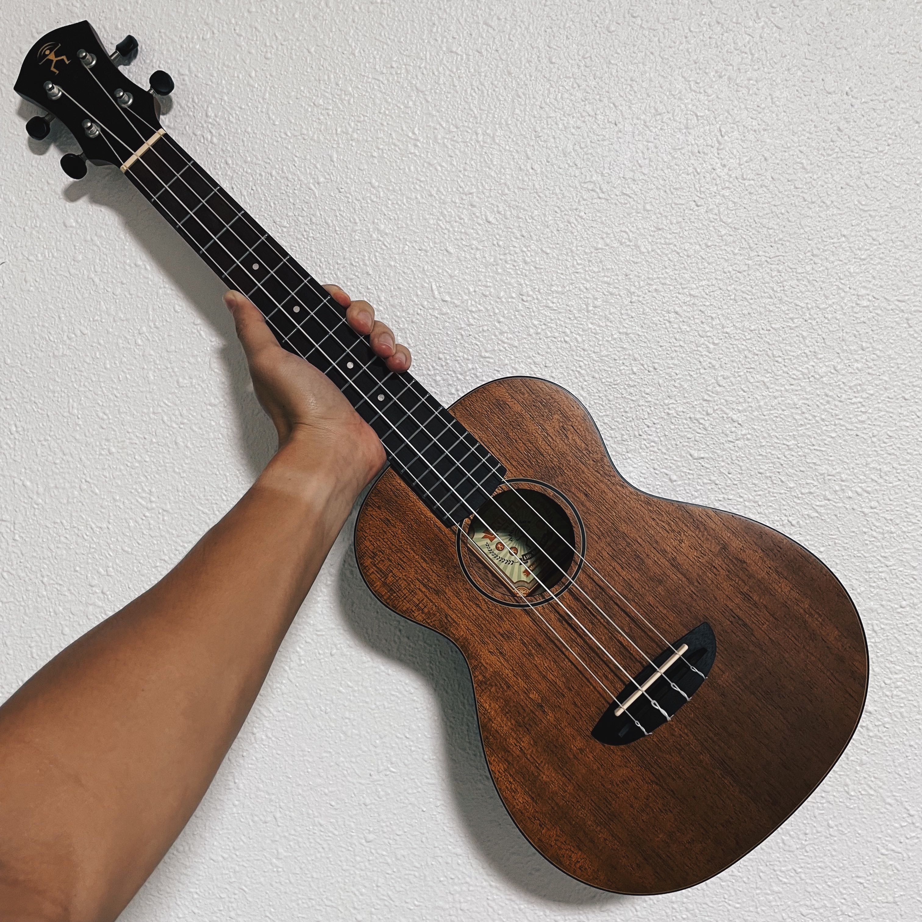 Makani ukulele sales