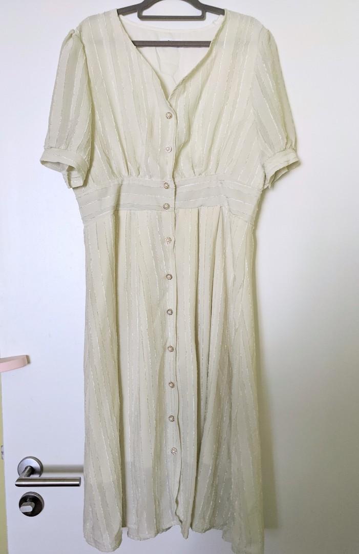 nursing friendly clothing