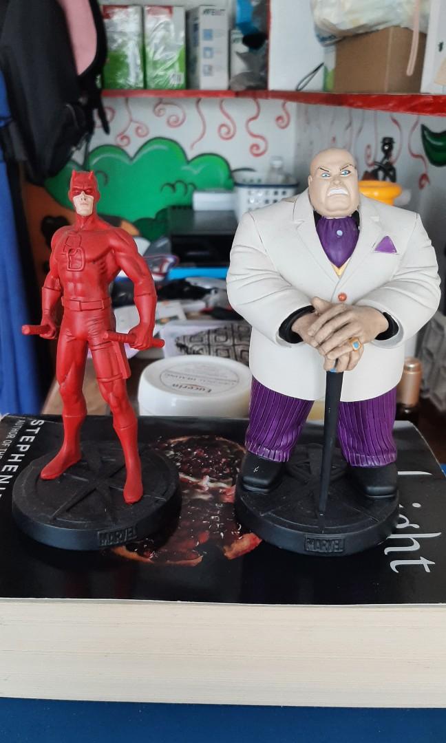 Bowen and eaglemoss fact files (Category: Figurines & Statues) located in Paranaque City. Submitted by diegotilyo (Listing ID 1116268181, Image 2). Description: Good day everyone! SELLING THE FOLLOWING: Bowen Scorpion bust - 4k Marvel fact files Daredevil,kingpin( kingpin no magazine) 2k set only Everything is negotiable just pm me.🙂 Meetups paranaque or shipping at you expense.🙂.