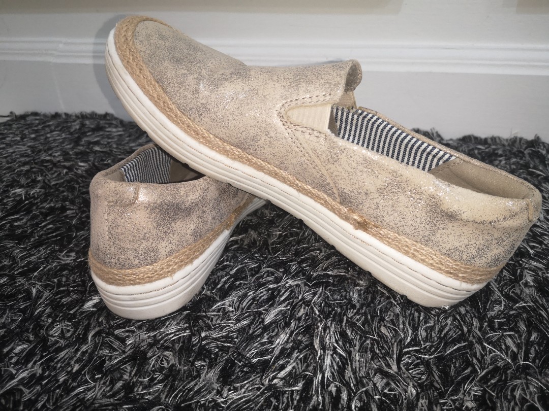 Clarks marie best sale pearl sneaker