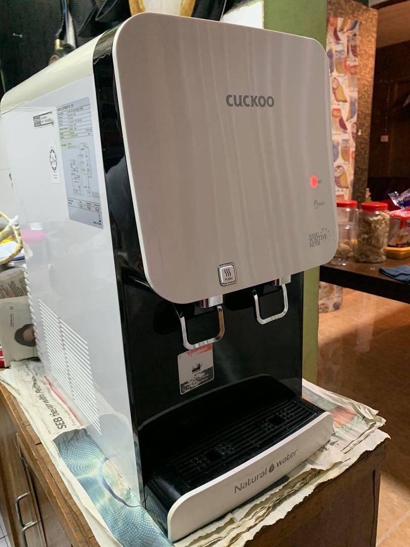 Cuckoo water dispenser machine, TV & Home Appliances, Kitchen