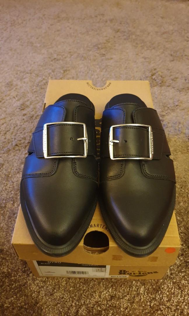 Dr martens nyro temperley top