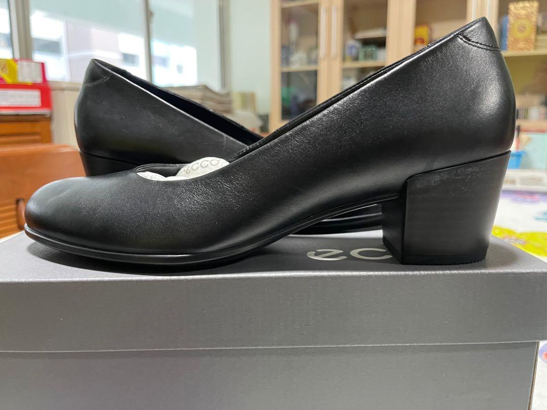 Ecco Shape 35 Black Pump Heels Women s Fashion Footwear Heels
