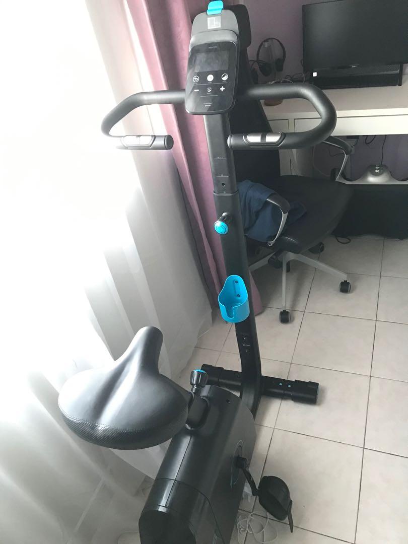 Exercise bike 500 self powered with 15 resistance level domyos