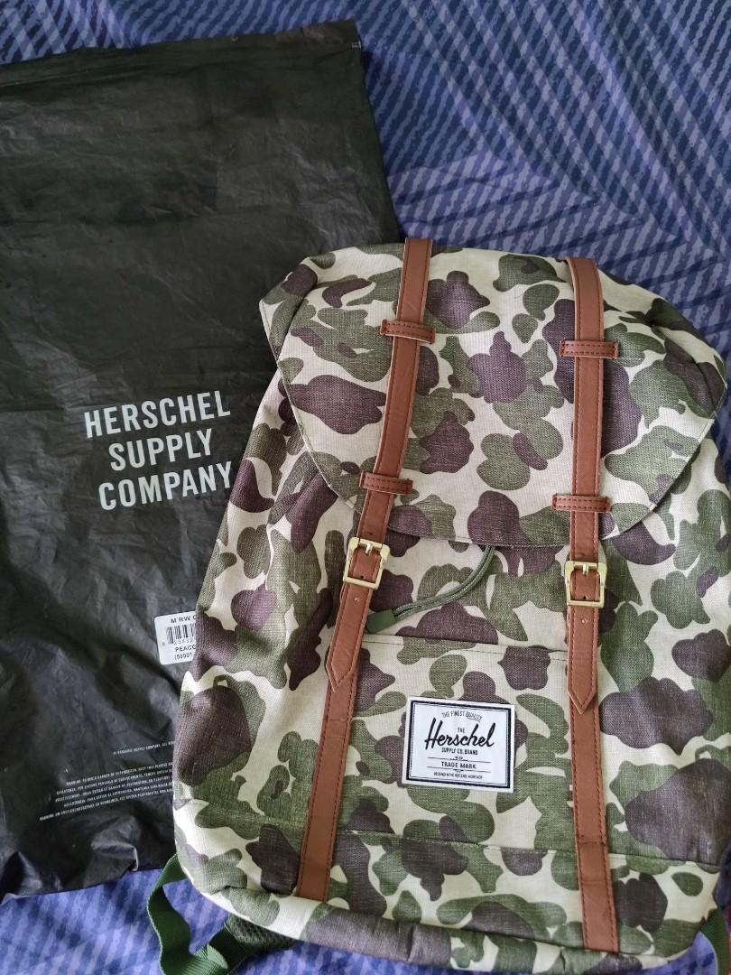 herschel frog camo backpack