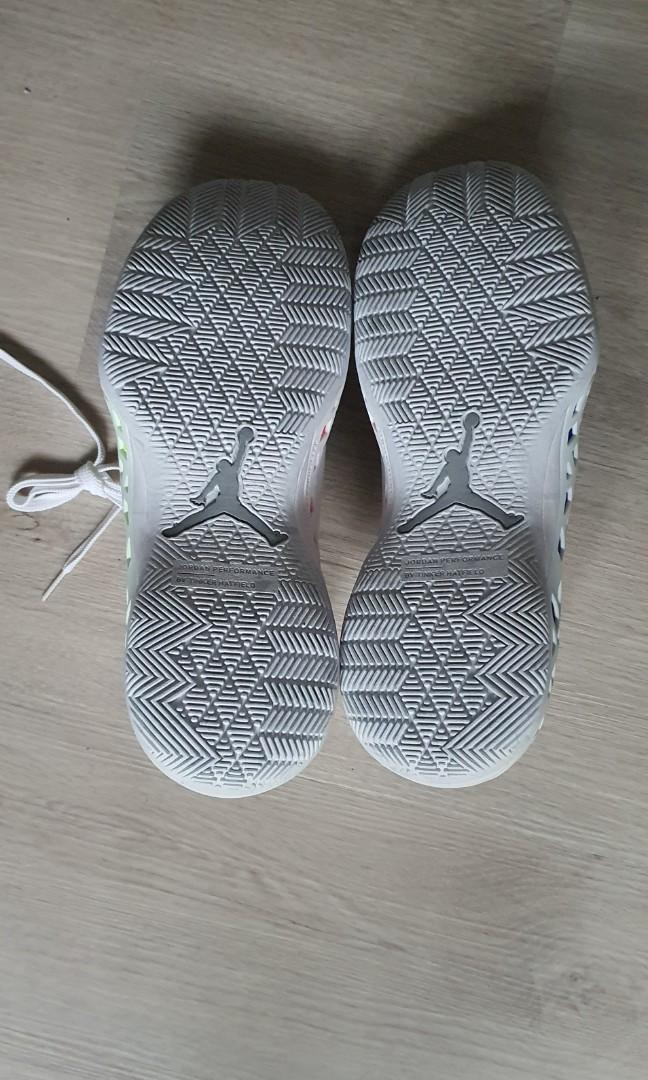 jordan diamond basketball shoes