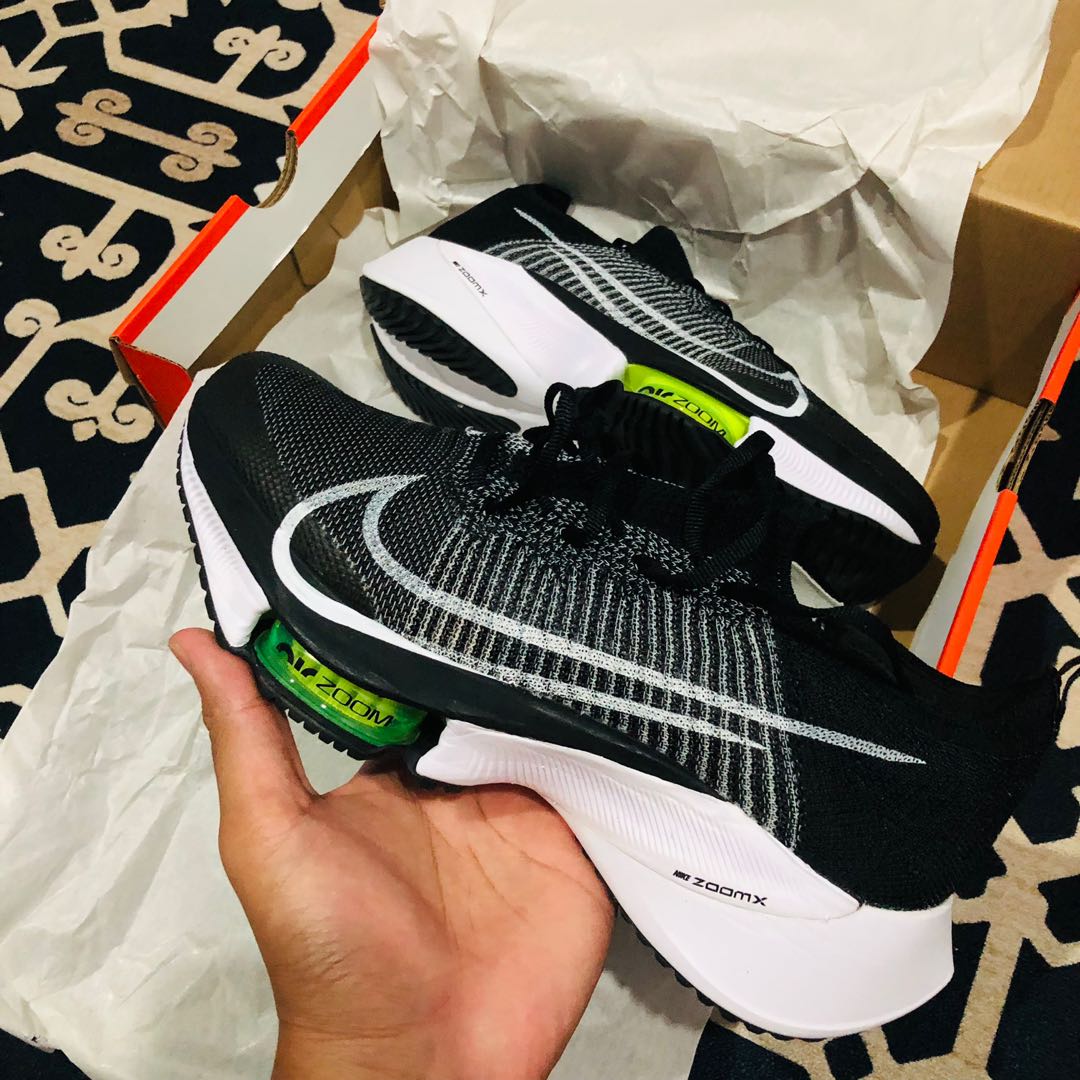 kasut nike tempo