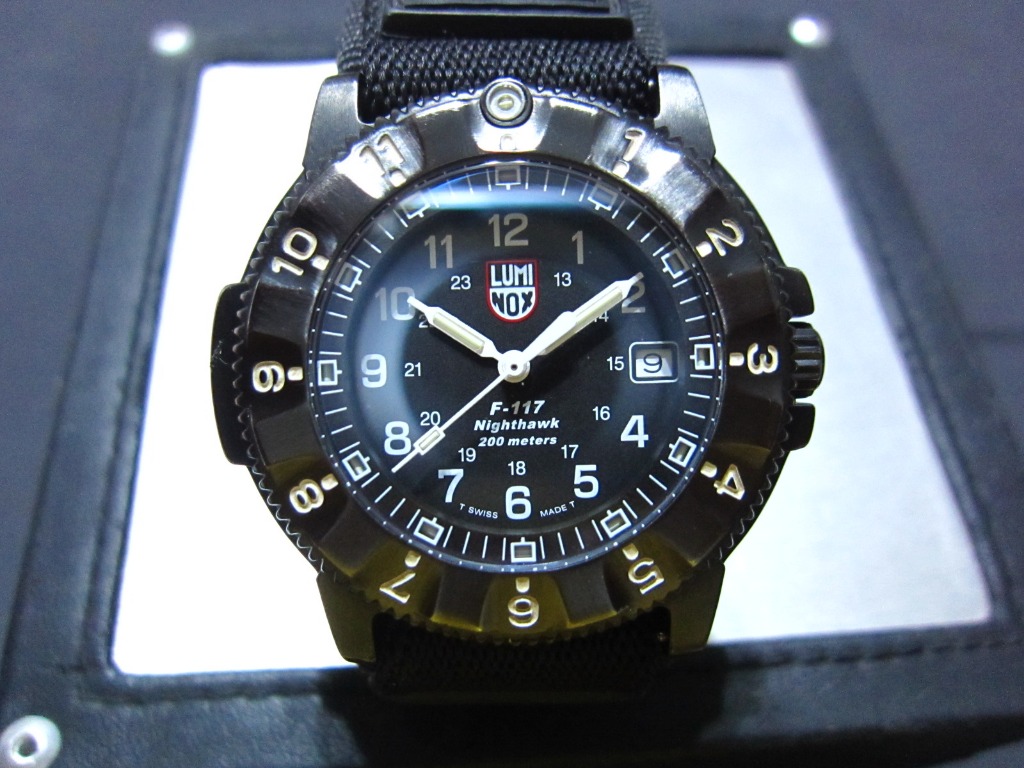 Luminox F-117 Nighthawk Series 3400 Qz 42mm Men Full Ori card