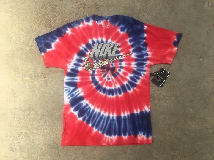 Nike tie online dye shirt