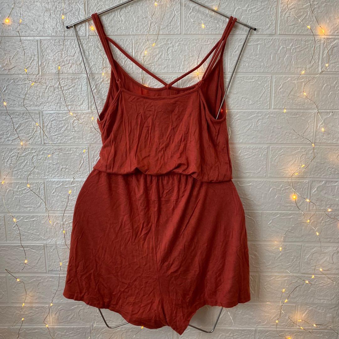 🌸No Comment Strap Romper (Category: Rompers) located in Dagupan City. Submitted by branded_forless (Listing ID 1116343239, Image 2). Description: Cotton ✔️ Pockets Buttons Garterized✔️ Lining Adjustable strap✔️ Stretchable✔️ .