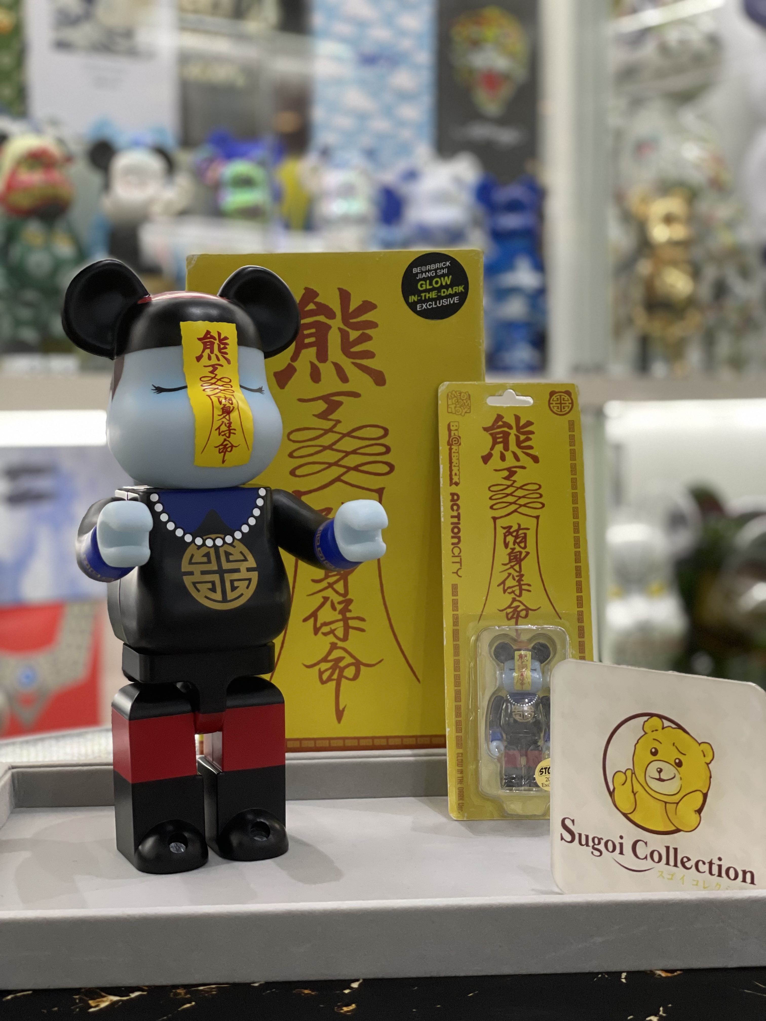 In Stock] BE@RBRICK x Jiangshi 100% GID Ver. bearbrick