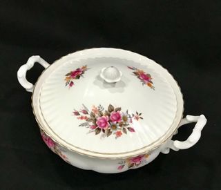 (Category: ) located in . Submitted by charmingvintage (Listing ID 1116309913, Image 1). Description: .