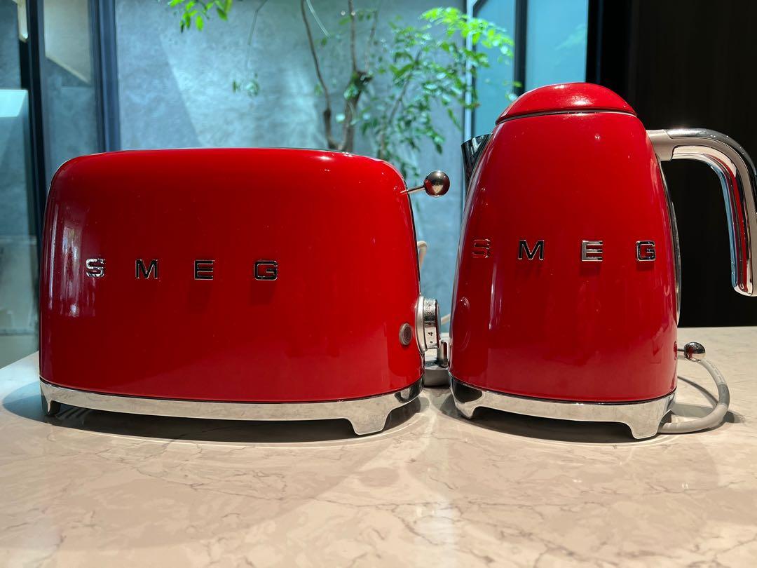 Smeg Kettle and Toaster set, TV & Home Appliances, Kitchen Appliances
