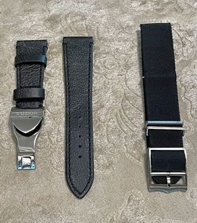 (Category: ) located in . Submitted by 786timepieces (Listing ID 1116349723, Image 1). Description: .