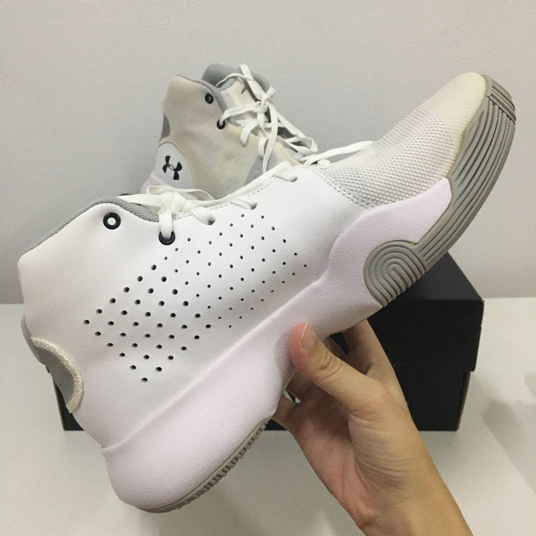 Under armour outlet anomaly review