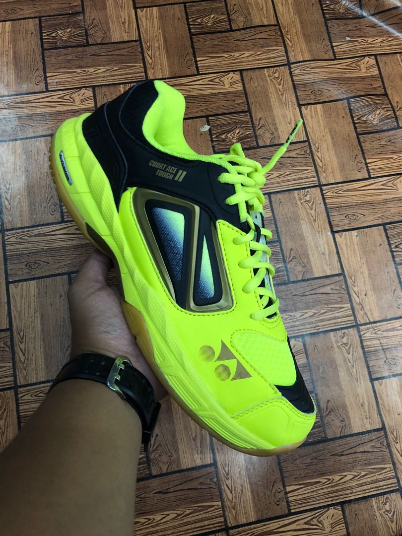 Yonex Court Ace II Tough Badminton Shoes 10 US Men s Fashion