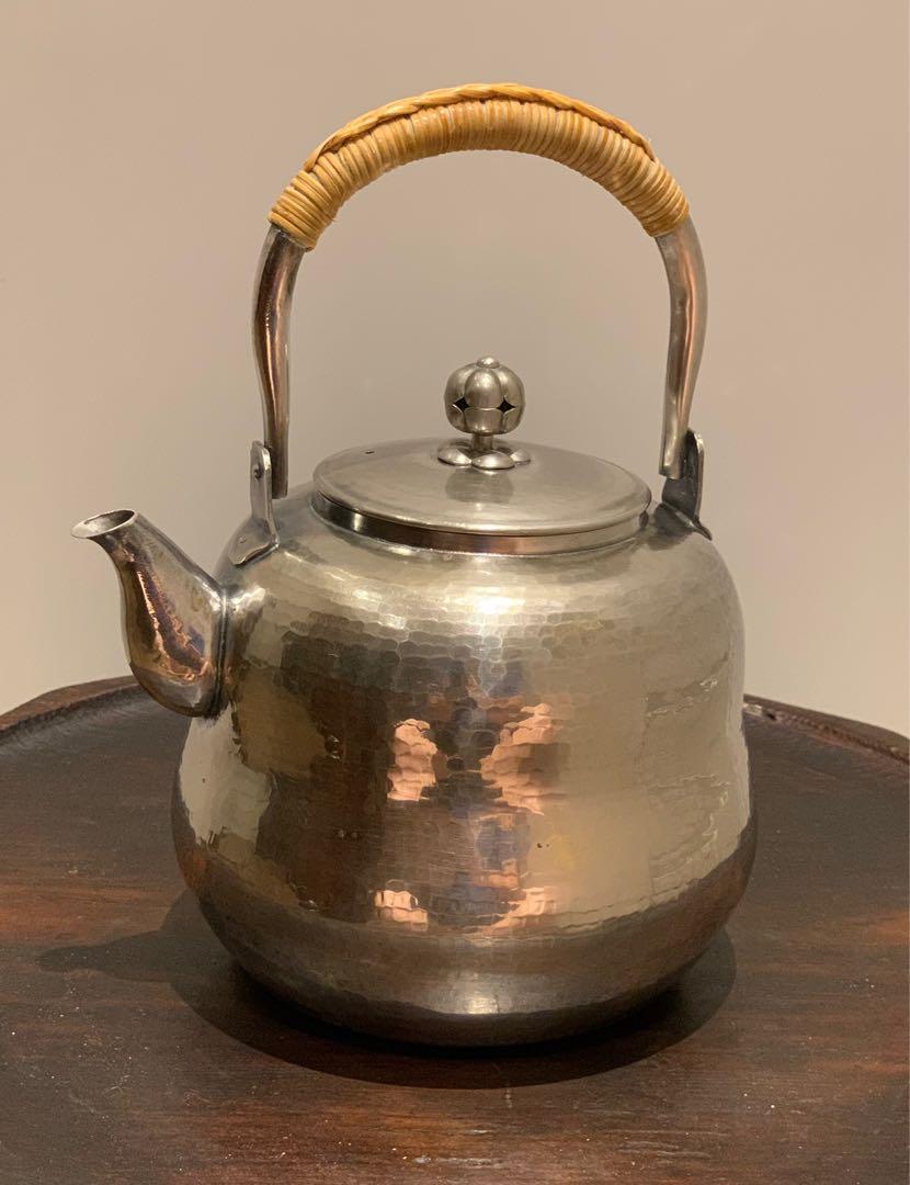 Antique Japanese silver teapot early 1940, 傢俬＆家居, 廚具和餐具, 茶具配件 Carousell