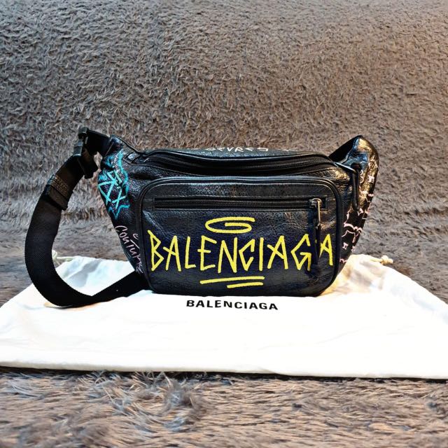 Bumbag balenciaga clearance