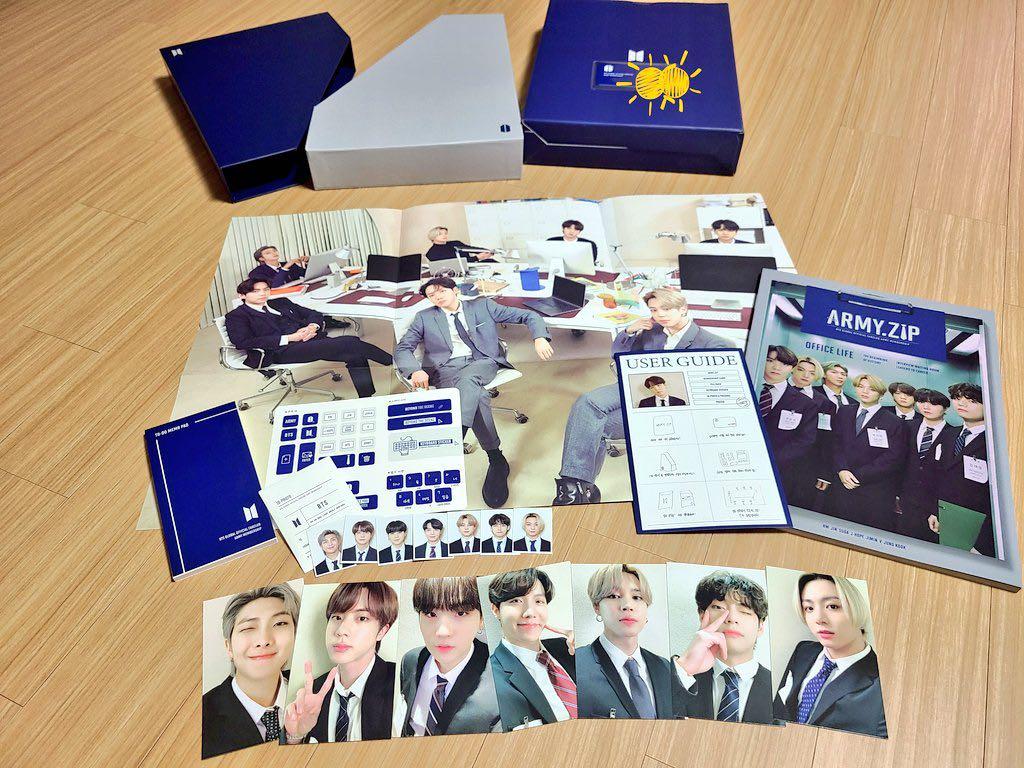 BTS Membership Kit Sharing, Hobbies & Toys, Memorabilia