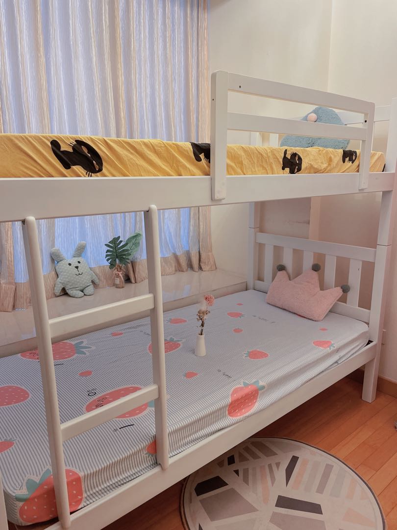 (Category: ) located in . Submitted by huyayi0 (Listing ID 1116539019, Image 1). Description: .