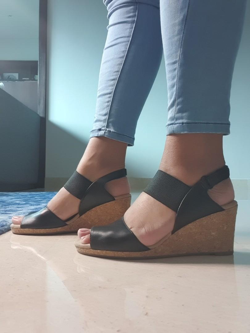 Clarks 2025 wedges black