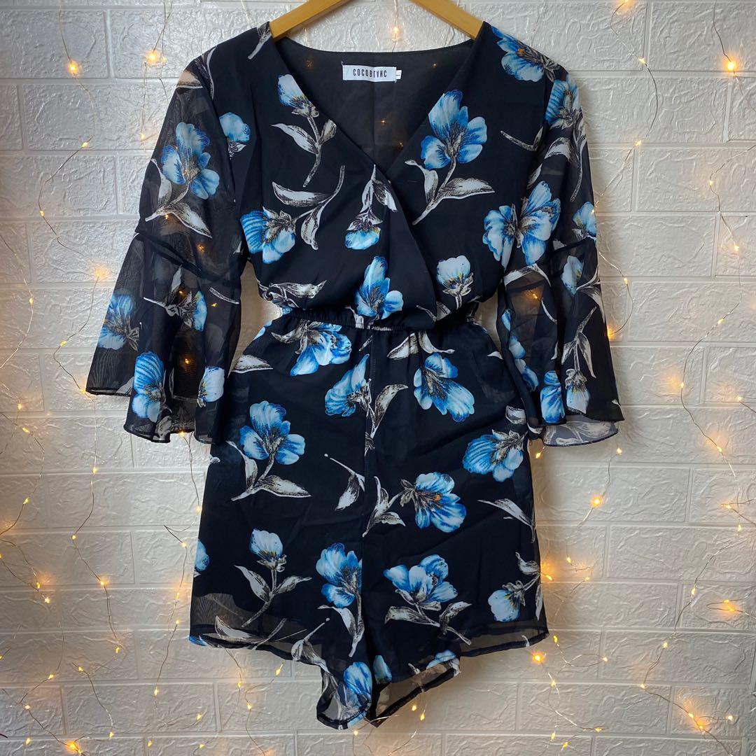 🌸COCOBLANC Floral Kimono Romper (Category: Rompers) located in Dagupan City. Submitted by branded_forless (Listing ID 1116520022, Image 1). Description: Waistline(inches when laid flat): 26-36 Cotton Pockets✔️ Buttons Garterized✔️ Lining✔️ Adjustable strap Stretchable.