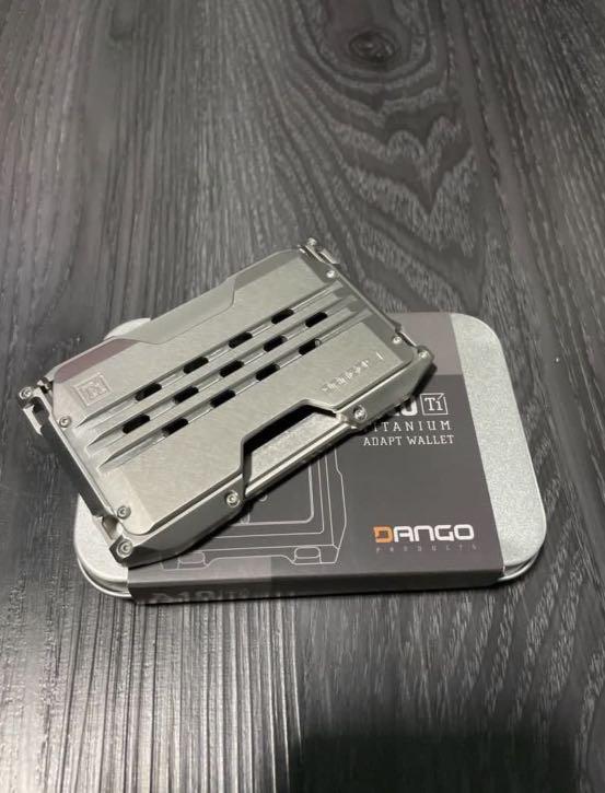 Dango Wallet A10 Titanium Adapt Wallet, Men's Fashion, Watches