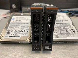 IBM 2.5” 10K 900GB SAS HDD CHIA SSD64182969566978110
