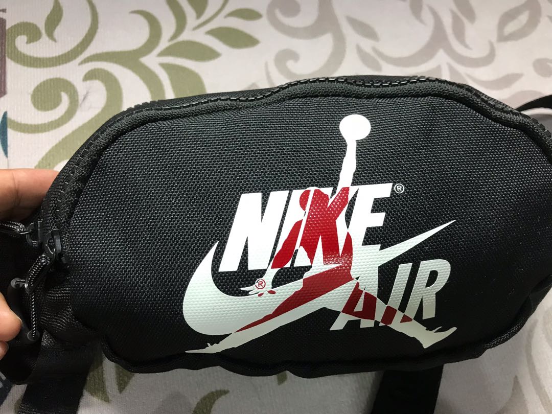 Air jordan pouch deals