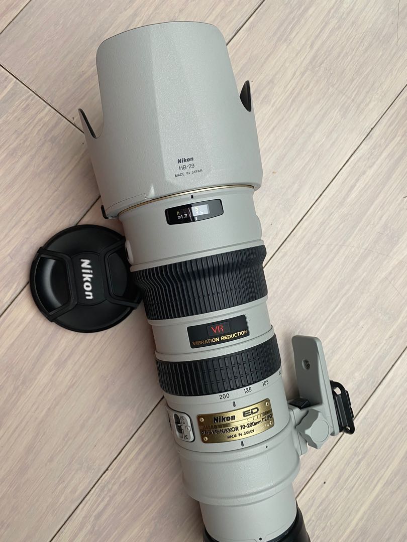 Nikon 70-200 f2.8 VR 小灰5, 攝影器材, 鏡頭及裝備- Carousell