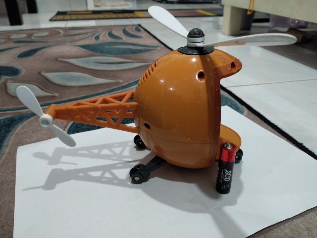 Peppa pig helicopter hotsell toy