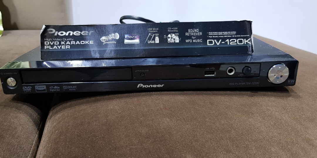 Pioneer DVD KARAOKE player, Hobbies & Toys, Music & Media, CDs & DVDs