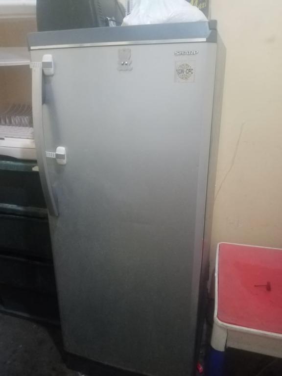 SHARP 5.1 cu. ft. Single Door Refrigerator (Category: Refrigerators and Freezers) located in San Pedro. Submitted by gkuanken (Listing ID 1116549315, Image 1). Description: SHARP 5.1 CU. FT REFRIGERATOR | SINGLE DOOR | SEMI AUTOMATIC DEFROST | PHP 6,500.00 (slightly negotiable) 2nd hand Original Price: Php10k Height 108cm, Width 53.5cm, Depth 56cm Issue. DM for details. RFS: Upgrade For Pick-up only Loc: BINAN LAGUNA.