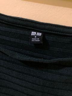 Uniqlo top