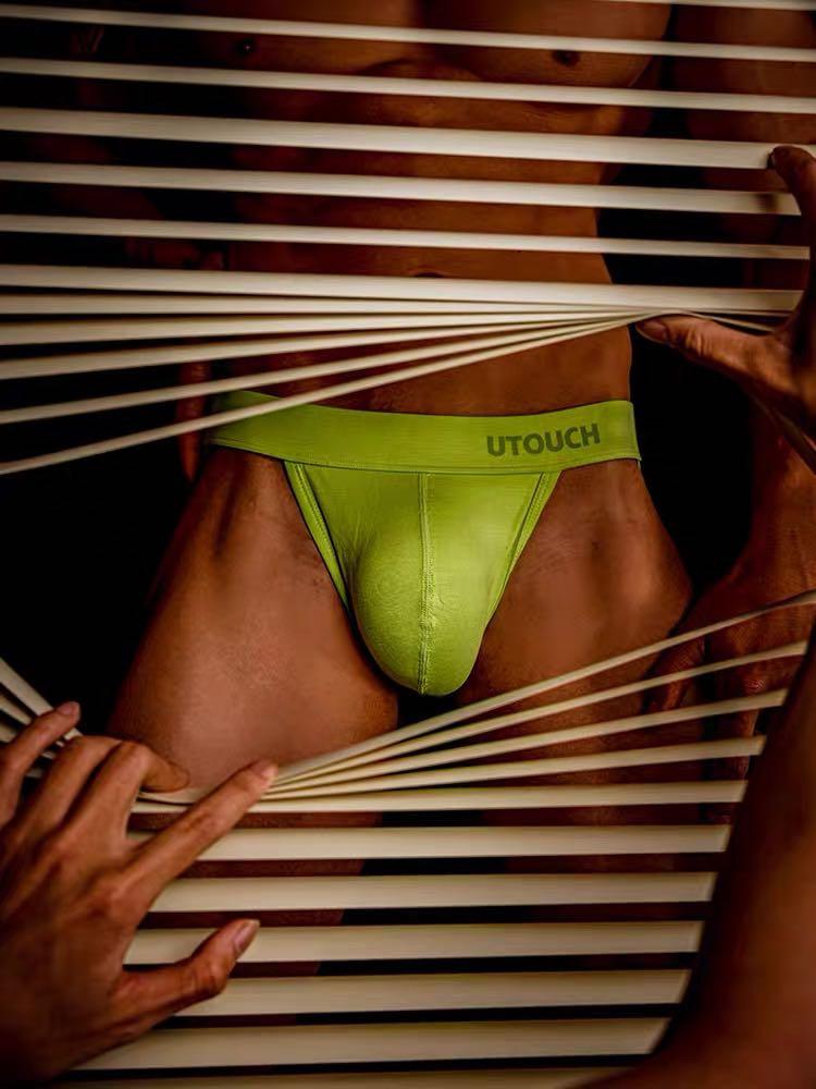 U Touch Mens Underwear Brief Sexy 三角内裤男士高开叉低腰潮流丁字裤性感 Men S Fashion Clothes Bottoms On Carousell